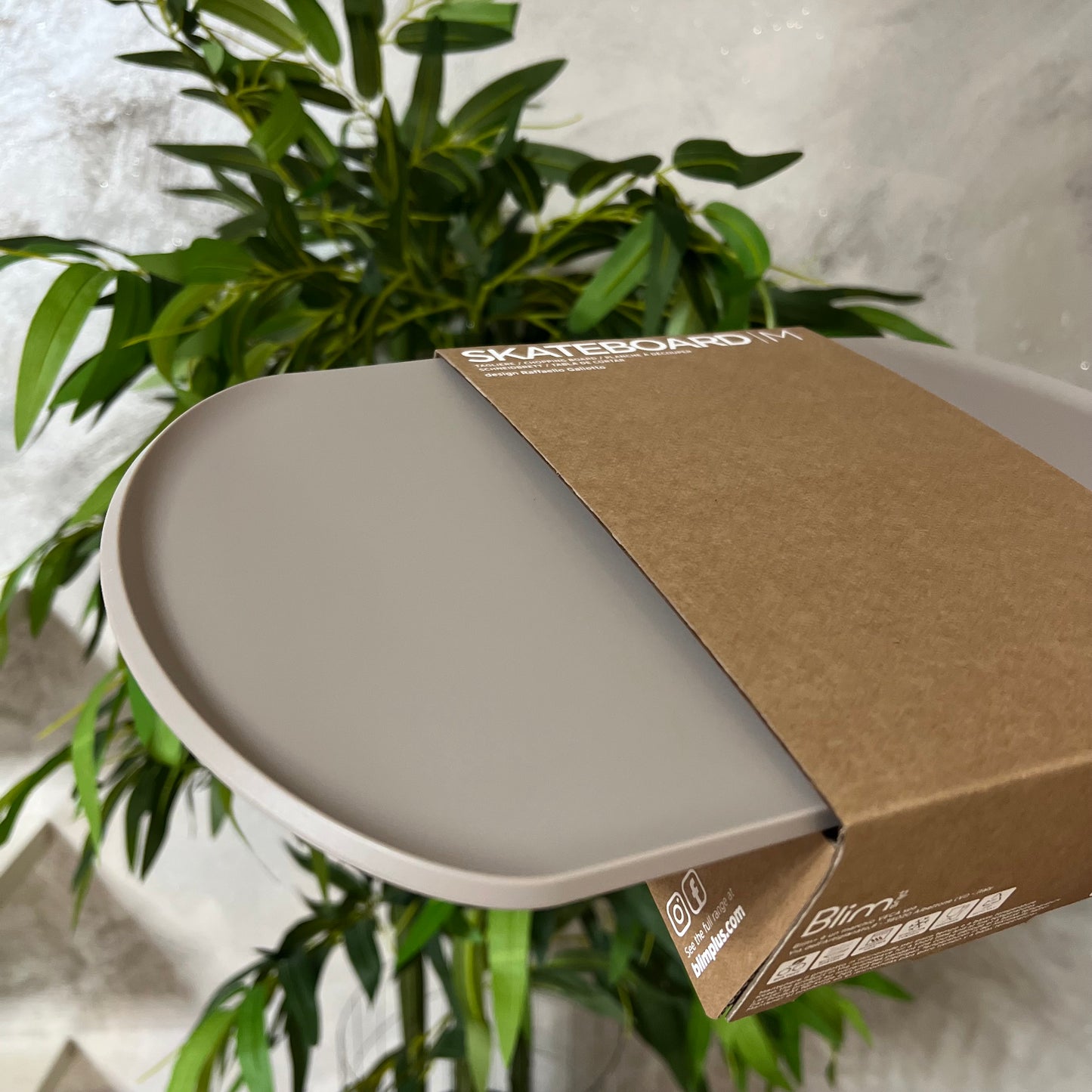 Tagliere “Skateboard” - Moka Grey