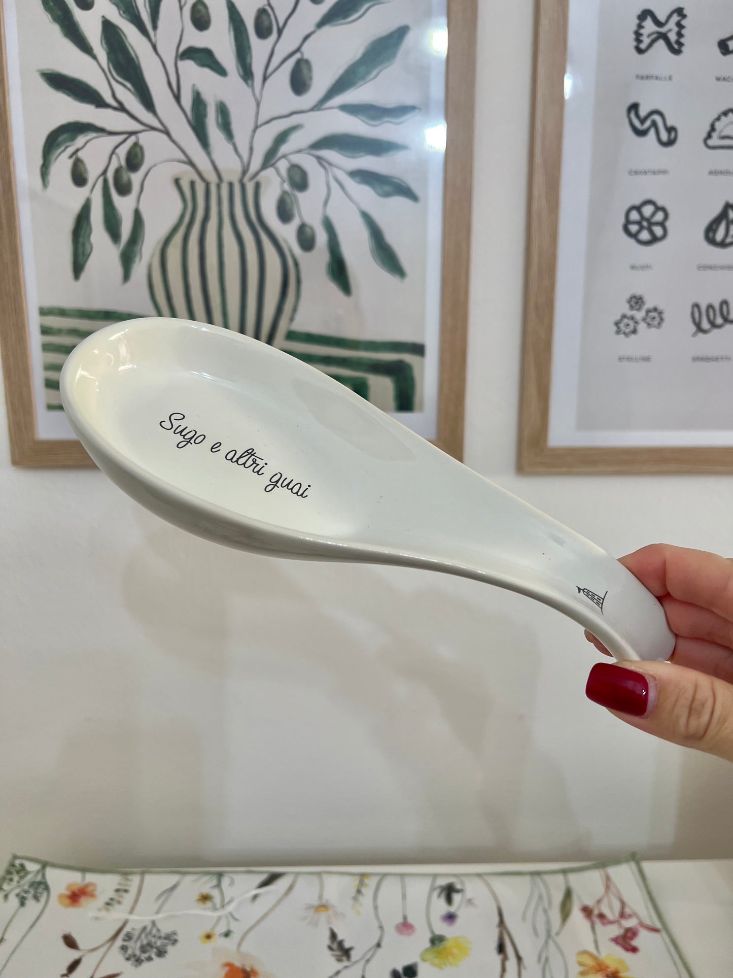 Poggiamestolo Gli Onesti in Stoneware 22x8cm