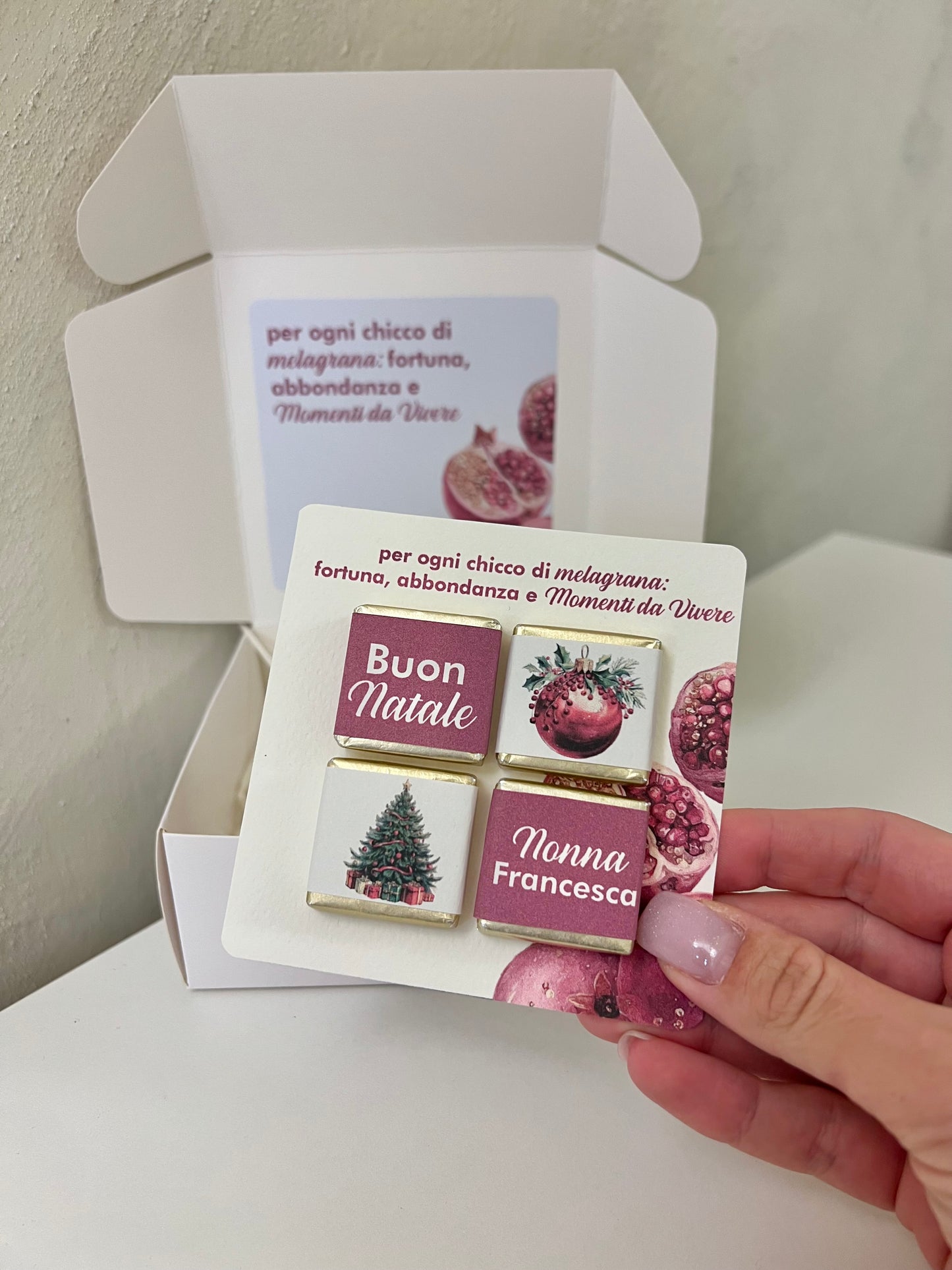 Gift Box “Carol Red” con cioccolatini personalizzati