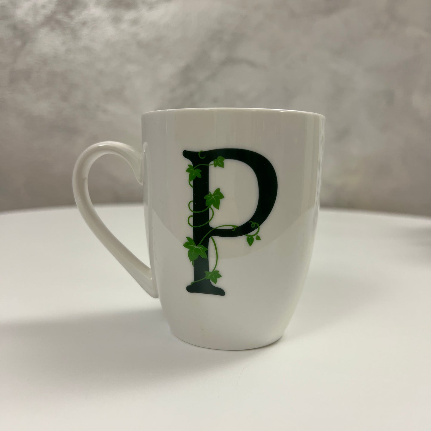 Mug lettera P