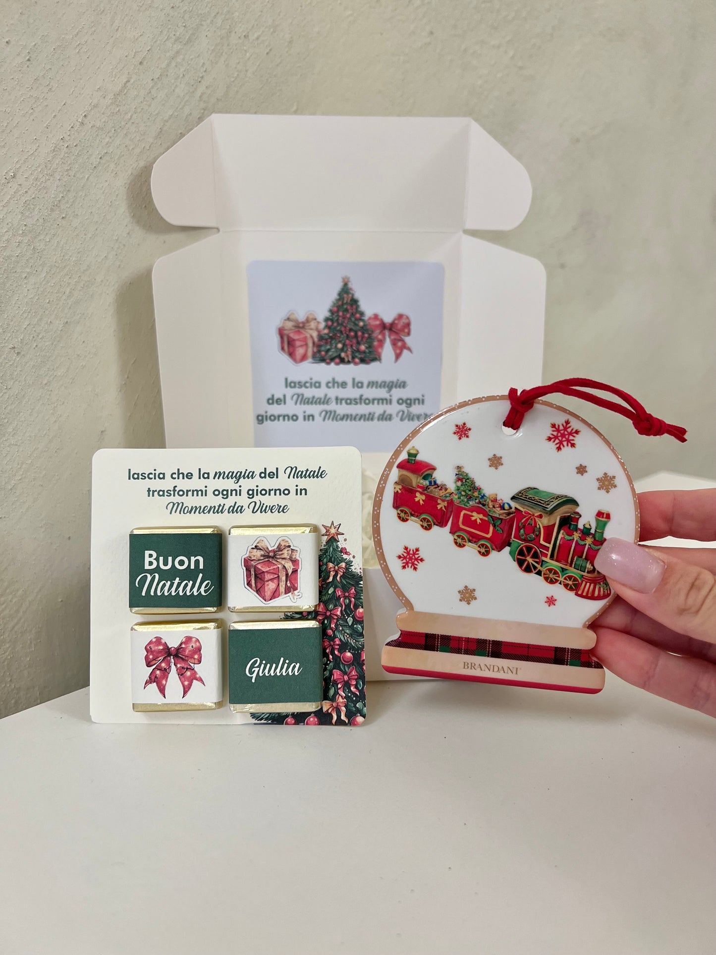 Gift Box “Treno” con cioccolatini personalizzati