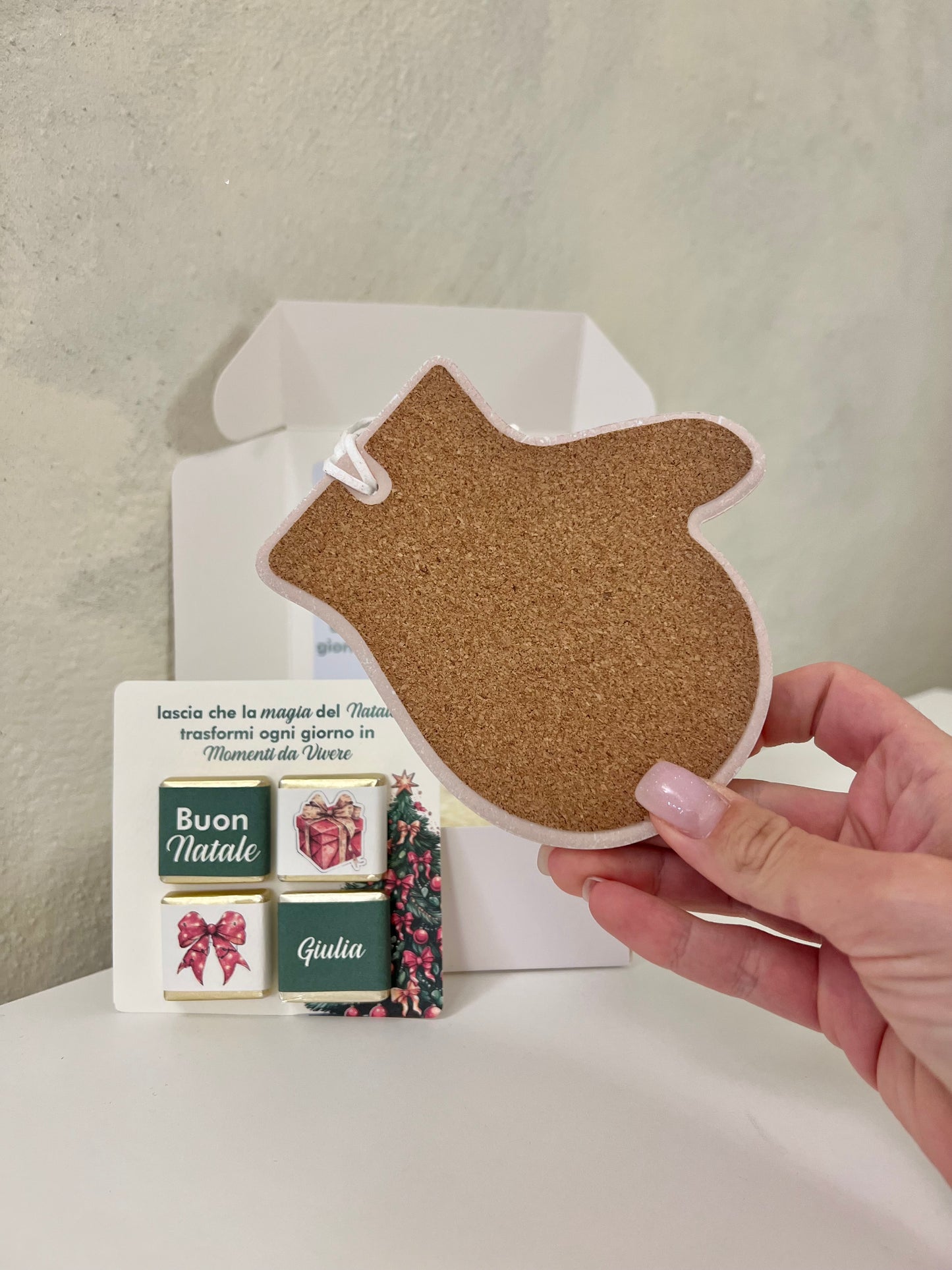 Gift Box “Elfomagia” con cioccolatini personalizzati