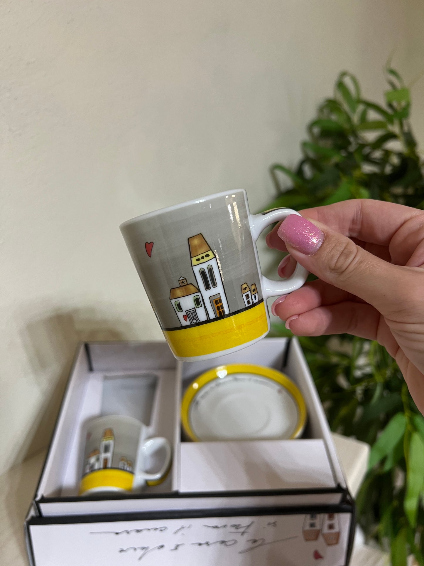 Set 2 Tazze caffè con piattini Le Casette giallo