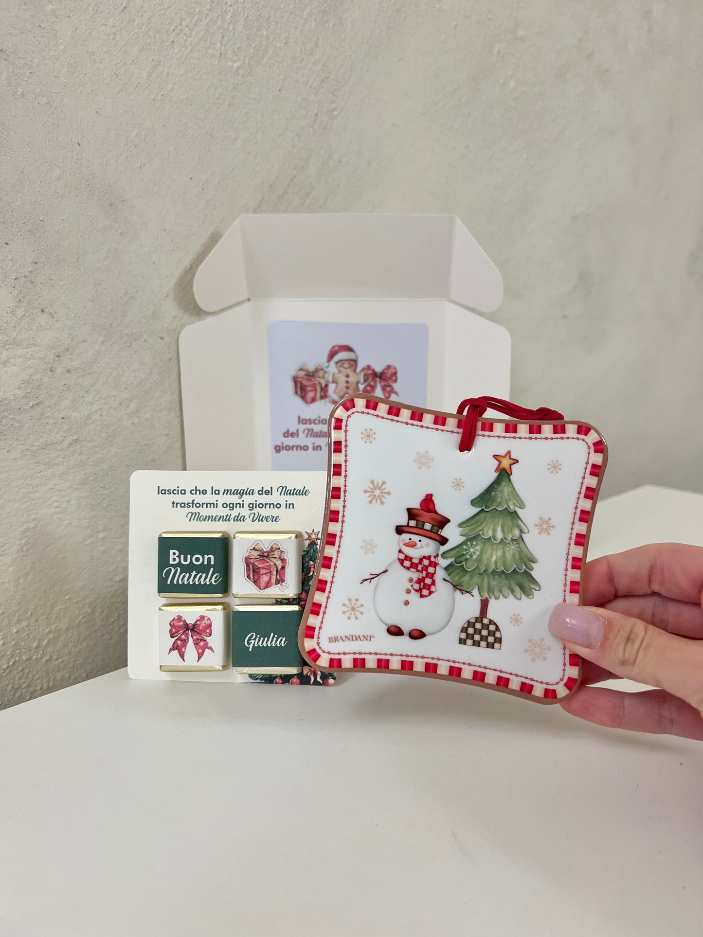 Gift Box “Pupazzo di Neve” con cioccolatini personalizzati