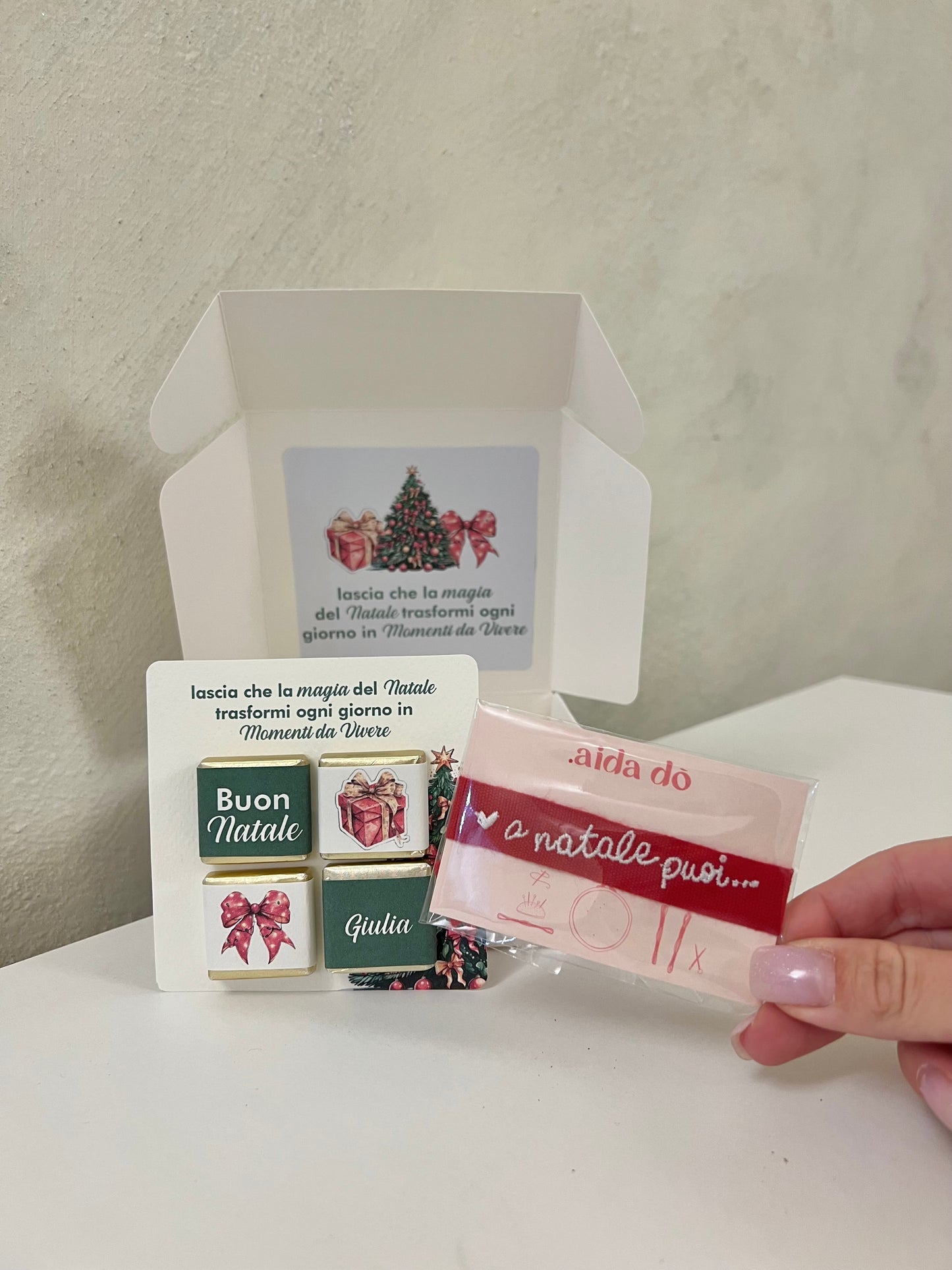 Gift Box “A Natale puoi” con cioccolatini personalizzati