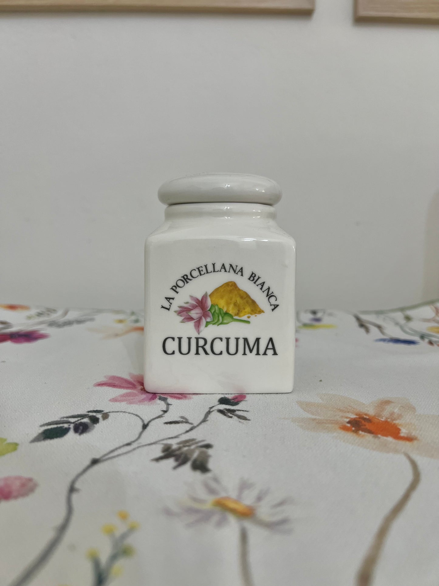 Barattolo Porcellana Curcuma