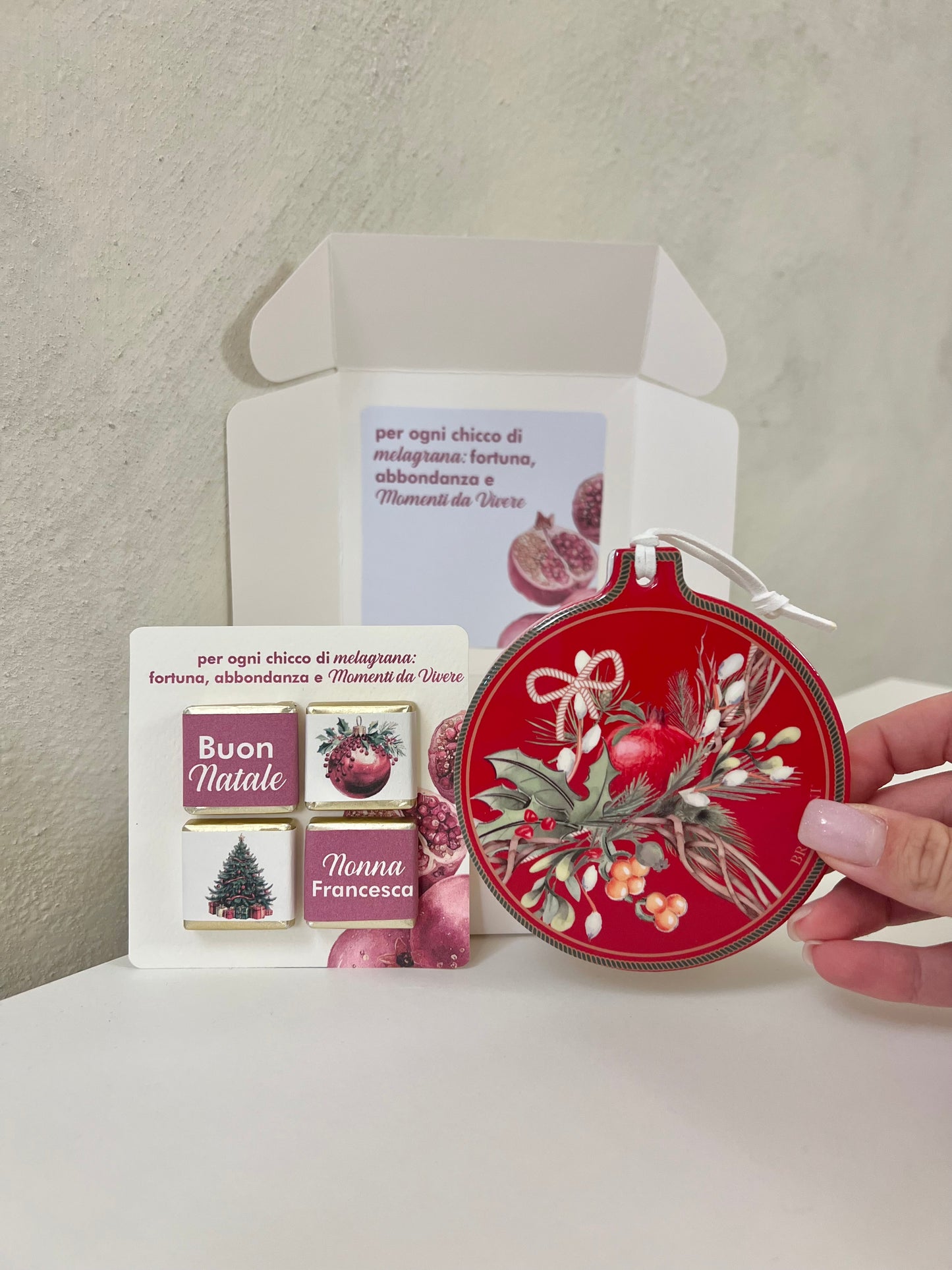 Gift Box “Carol Red” con cioccolatini personalizzati