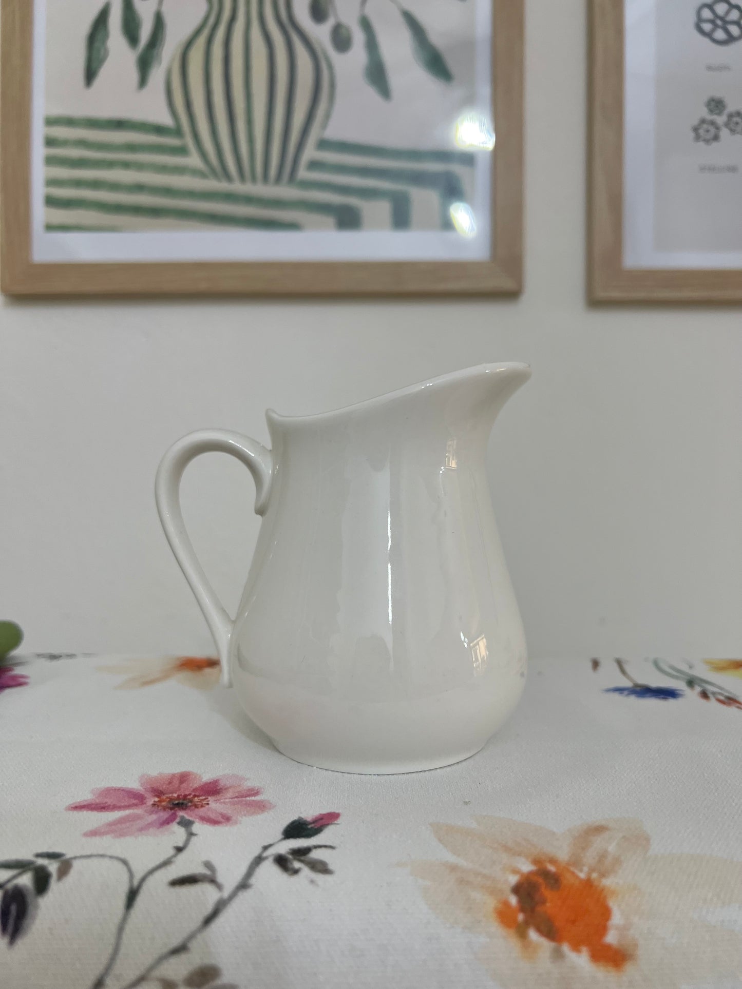 Lattiera con manico 330cc