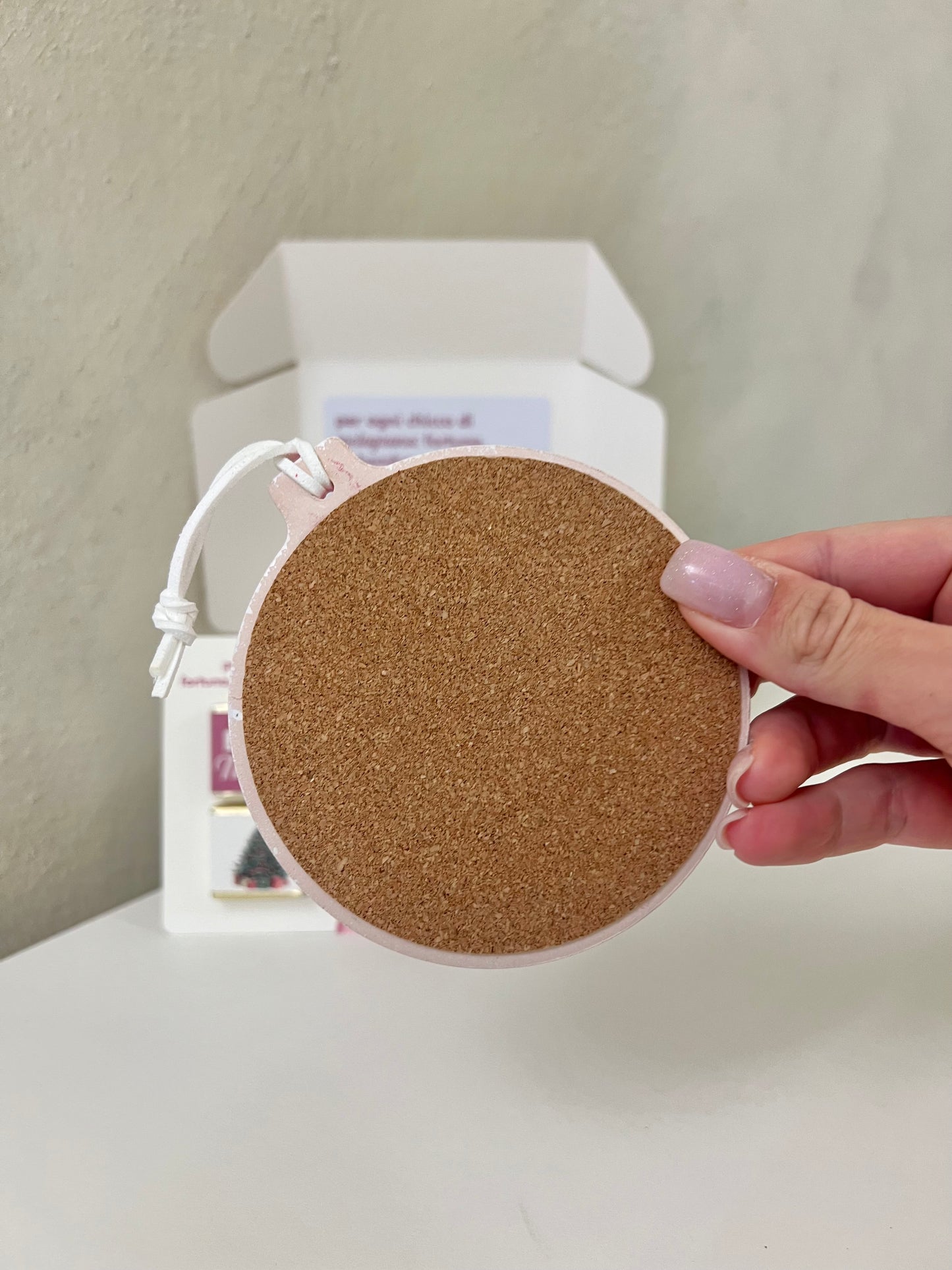 Gift Box “Carol White” con cioccolatini personalizzati