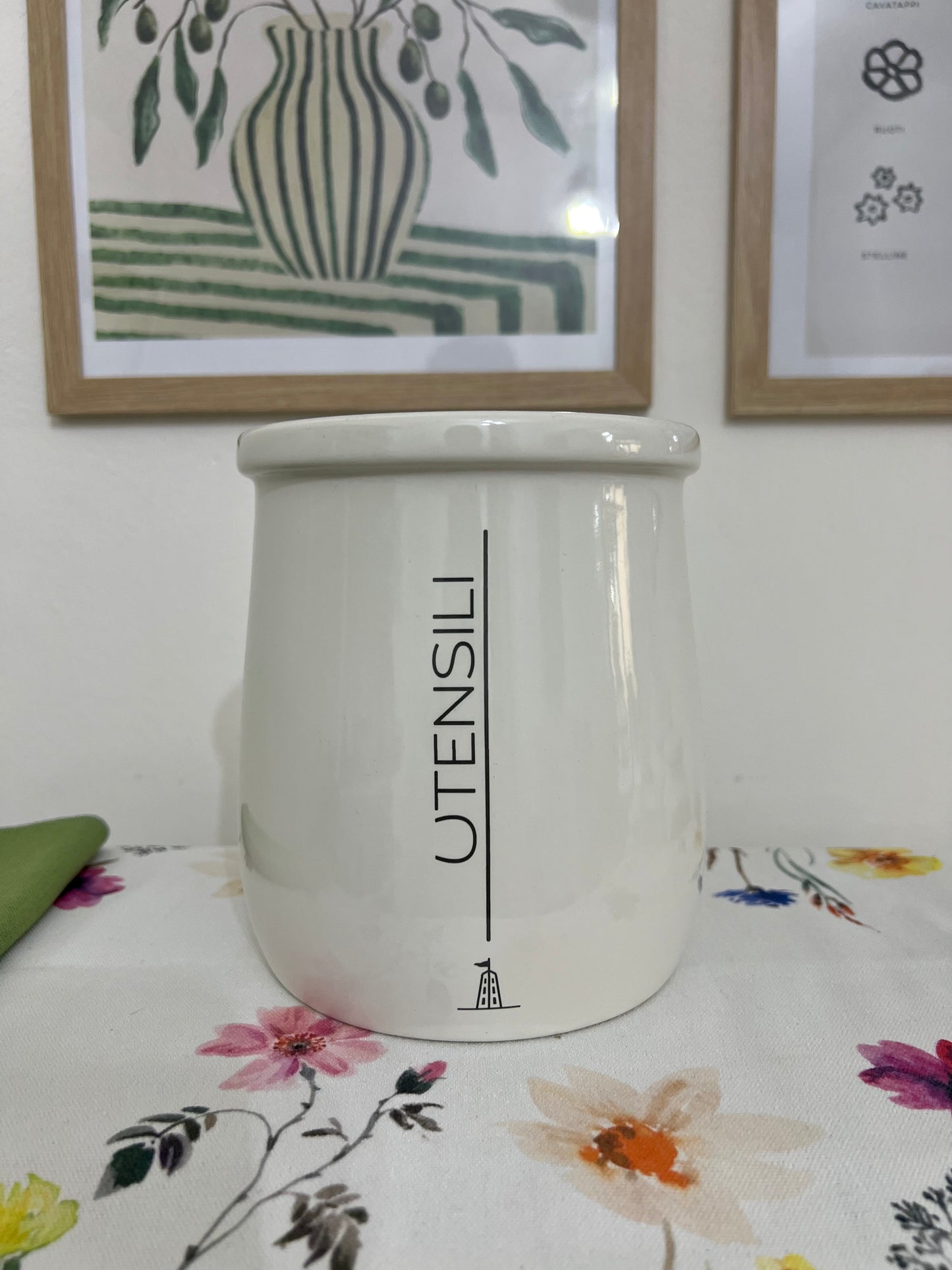 Porta Utensili “Gli Onesti”