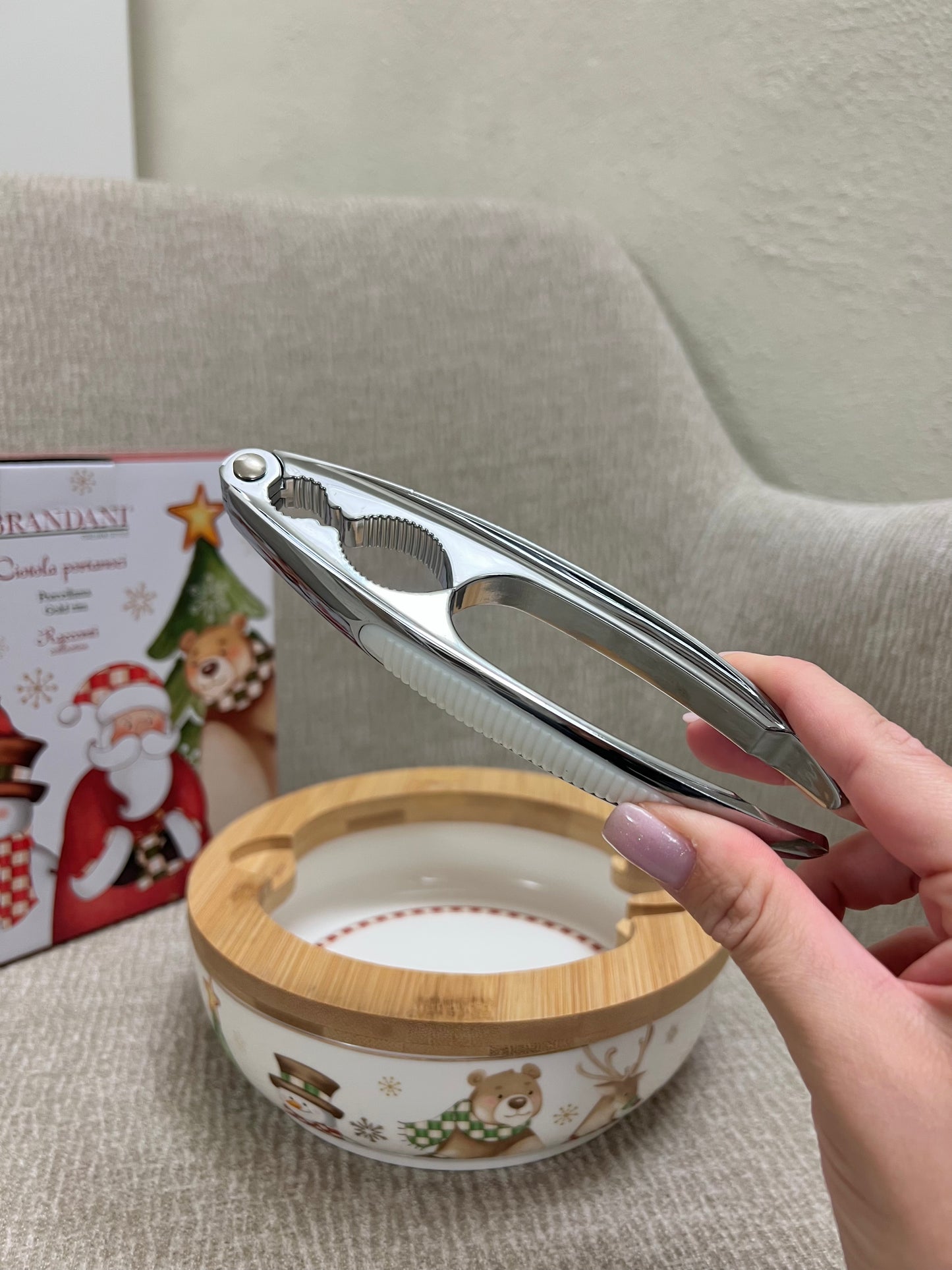 Ciotola Portanoci con Schiaccianoci e supporto bambù Racconti