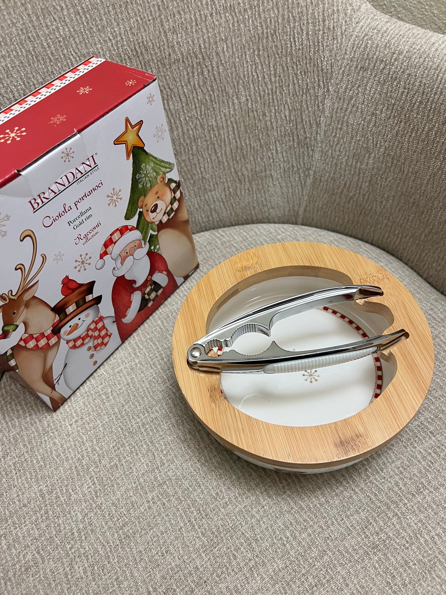 Ciotola Portanoci con Schiaccianoci e supporto bambù Racconti